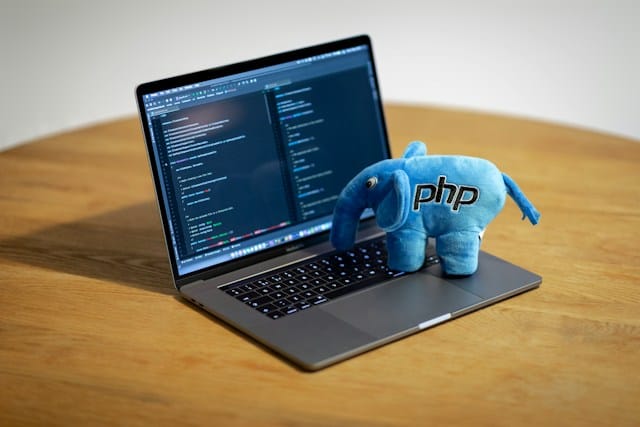 PHP2Shell 來了，先看清楚你跑的是哪個 PHP